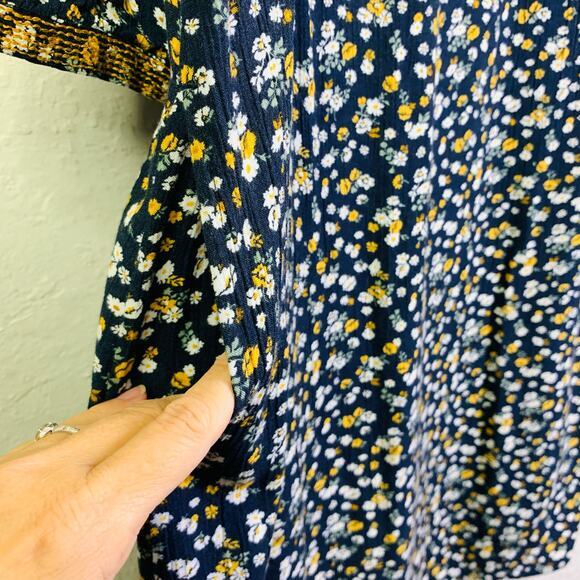 J. JILL Dress Tunic Knee Length Floral VNeck Gold Embroidered Detail Tunic Boho - Picture 9 of 14